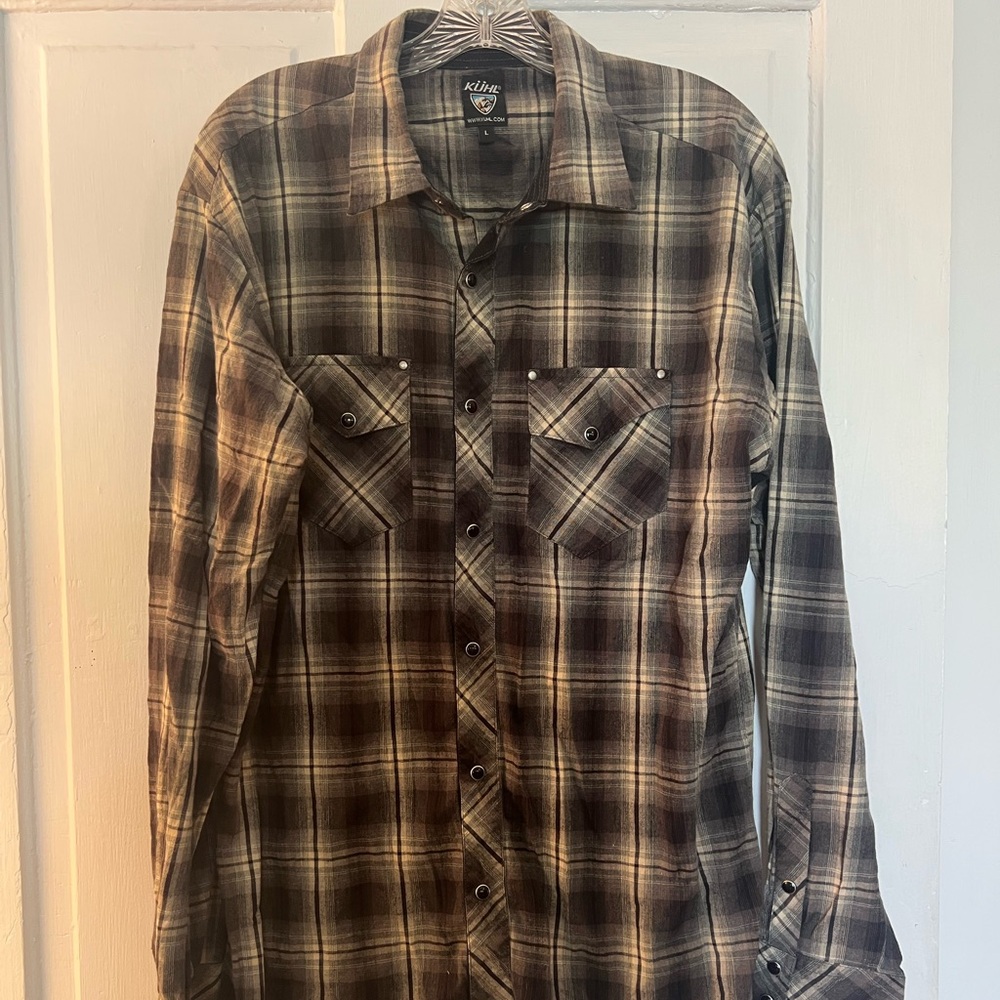 Men’s large Kuhl Perl snap long sleeve